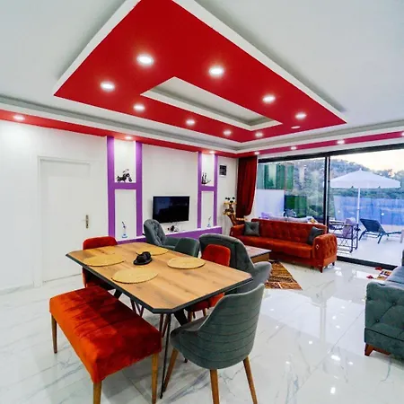 Villa Alya 1-2-3 *
